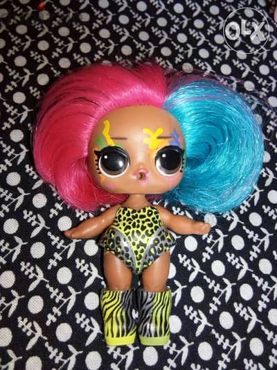 LOL MGA RARE DOLL SET has colored hair &face style+Sofa +Dvd +chips=14