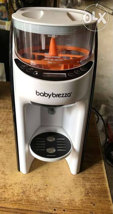 Baby Brezza Automatic Baby Bottle Maker 3