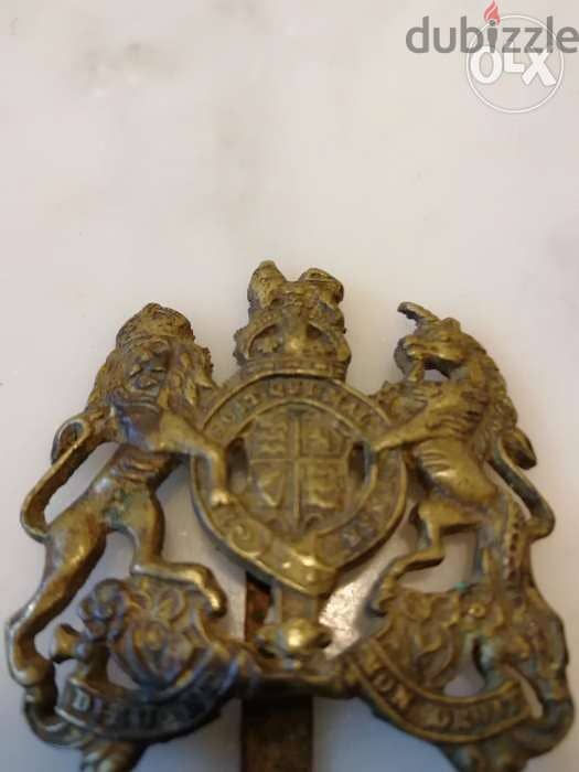 ميدالية بريطانية قديمة. antique 2