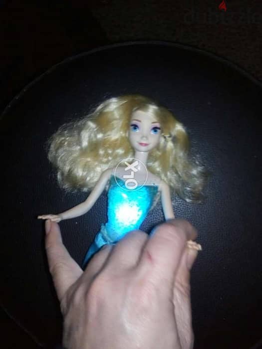 Queen ELSA MUSICAL LIGHT MAGIC Mechanism FROZEN melody Disney doll=17 6