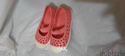 Shoes pink. Size 9. احذية ولادي