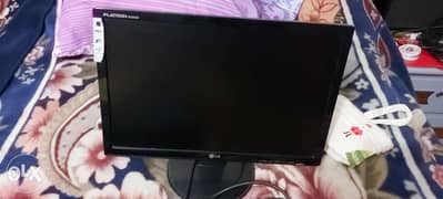 LG Computer screen 19inch 30$