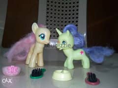 2 FAKE SMALL TOYS: LITTLE PONY +UNICORN used good +accessories=10$