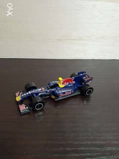 Red Bull #2 Mark Webber diecast car model 1:64.