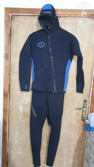 Wetsuit 5mm- size 6 (L)