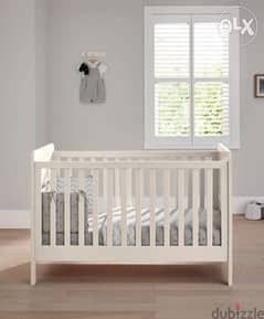 Baby Bed + Mattress -Mamas & Papas (barely used)