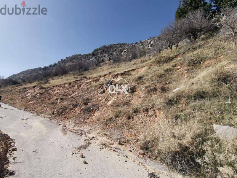 A 835 m2 land with an open mountain view for sale in Laqlouq / Akoura 0