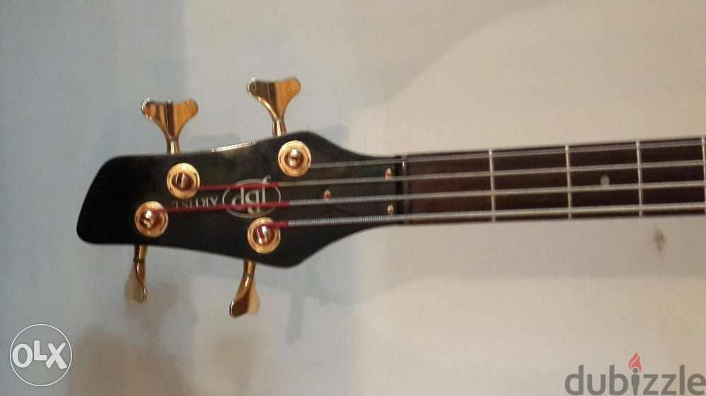 Bass Guitar USA 1