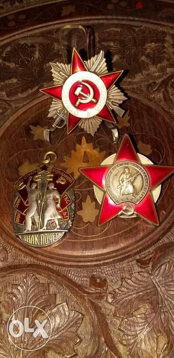 ميدالية روسية فضة سعر الواحده  65$ 0