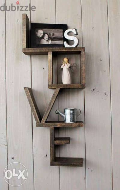 Creative wood word shape love stand ستاند كلمة خشب