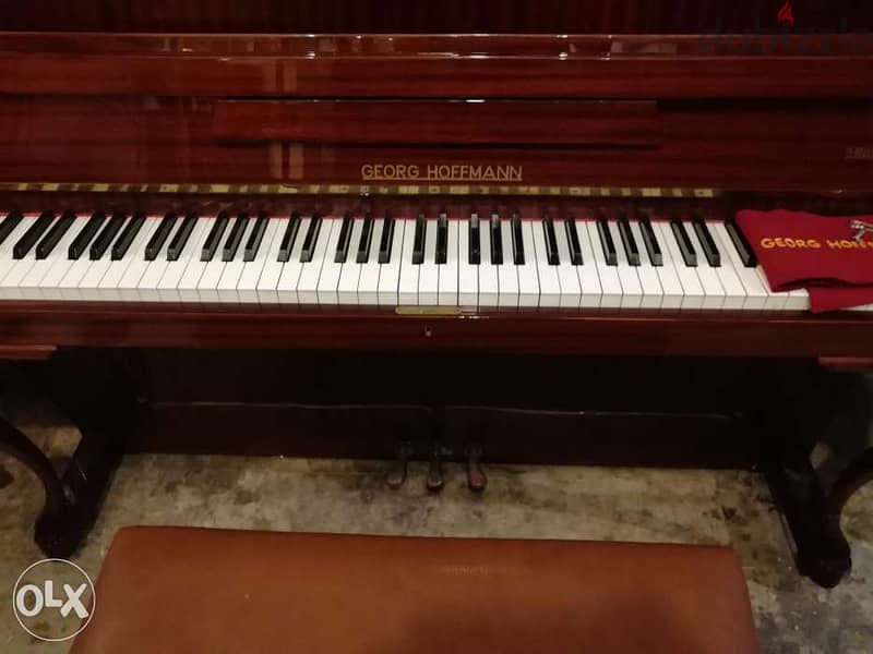 بيانو هوفمان فخر الصناعة الألمانية ٣بيدال جودة عالية صوت نقي سعر مغري 1