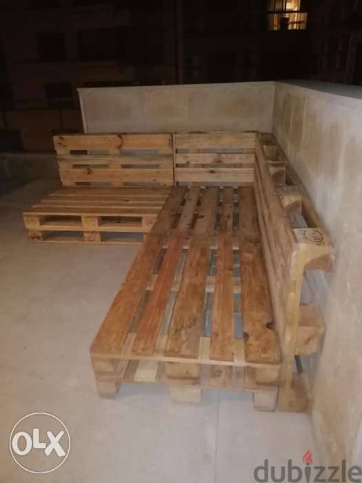 Corner Pallet new outdore set Creative wood جلوس طبالي خشب زاوية 1