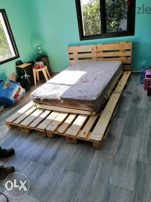 Wood creative palettes large bed تخت طبالي خشب مفرد ونص 4