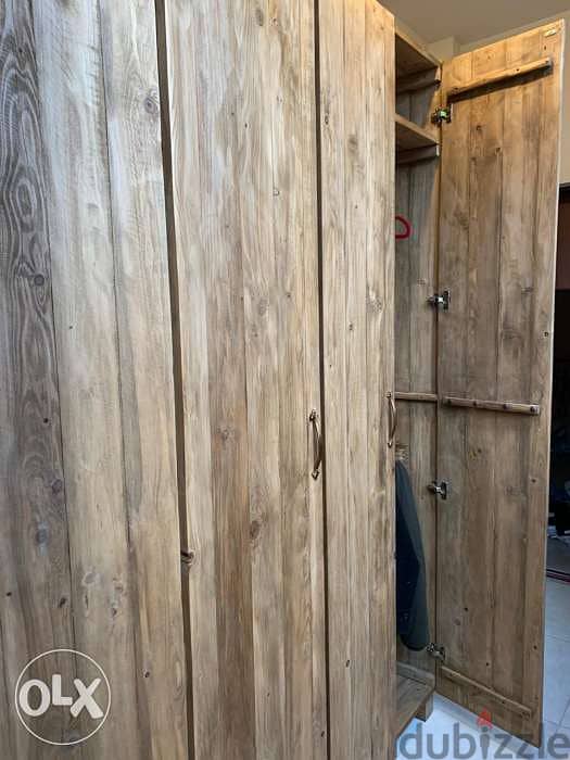 Rustic vintage wood large closet خزانة حيط خشب شغل يدوي 4