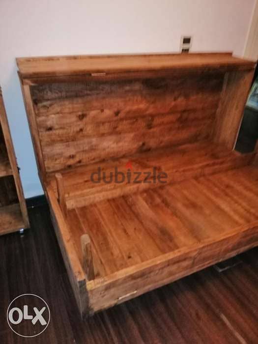 Old closet wood bed queen size تخت مجوز خزانة دريسوار شكل قديم 2