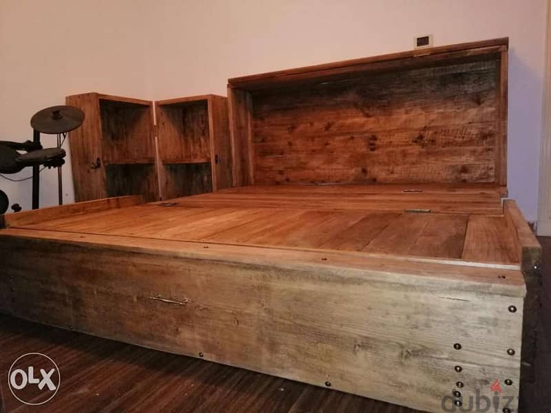 Old closet wood bed queen size تخت مجوز خزانة دريسوار شكل قديم 4
