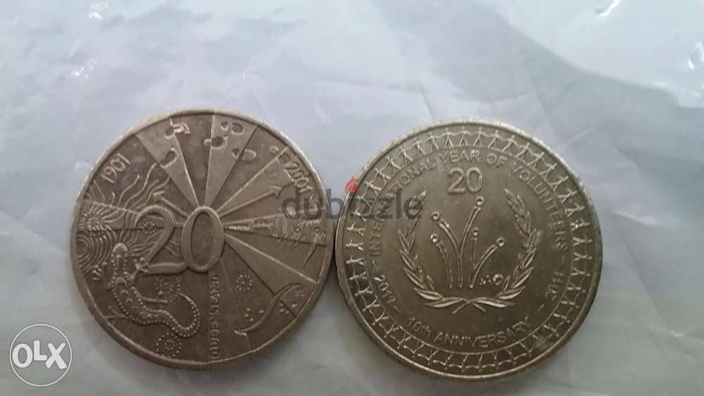 Set of Two One Australian Dollar Memorial Coins for Queen Elizabeth 1