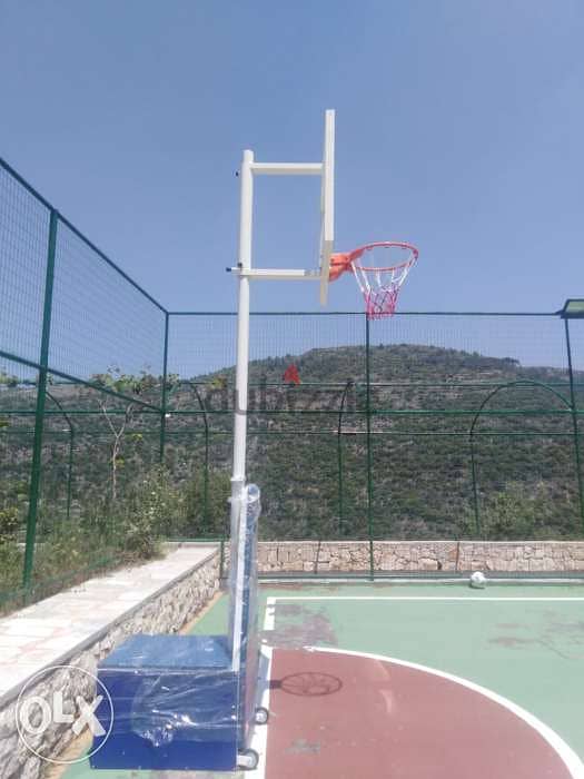Stand basketball (تجهيز اندية و صالات و منازل) 3