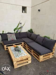 Outdoor L shape pallets set with table زاوية خشب طبالي مع طاولة