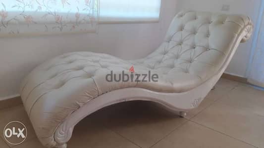 Chaise long. شازلون جلد