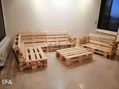 banches pallets indoor set with table جلوس غرفة طبلية