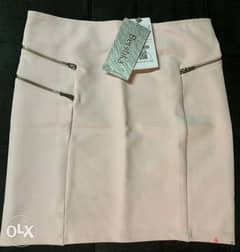 NEW/BERSHKA brand, women skirt, pink color, تنّورة
