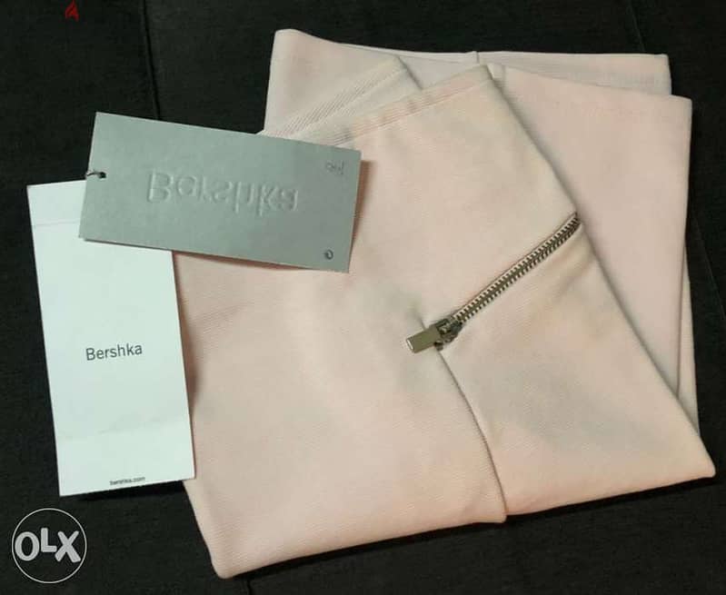 NEW/BERSHKA brand, women skirt, pink color, تنّورة 4
