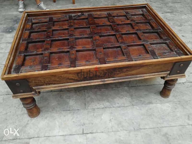 طاولة صالون روعة من الروائع خشب قطراني انتيك شغل فني يدوي اصلي قديم 0