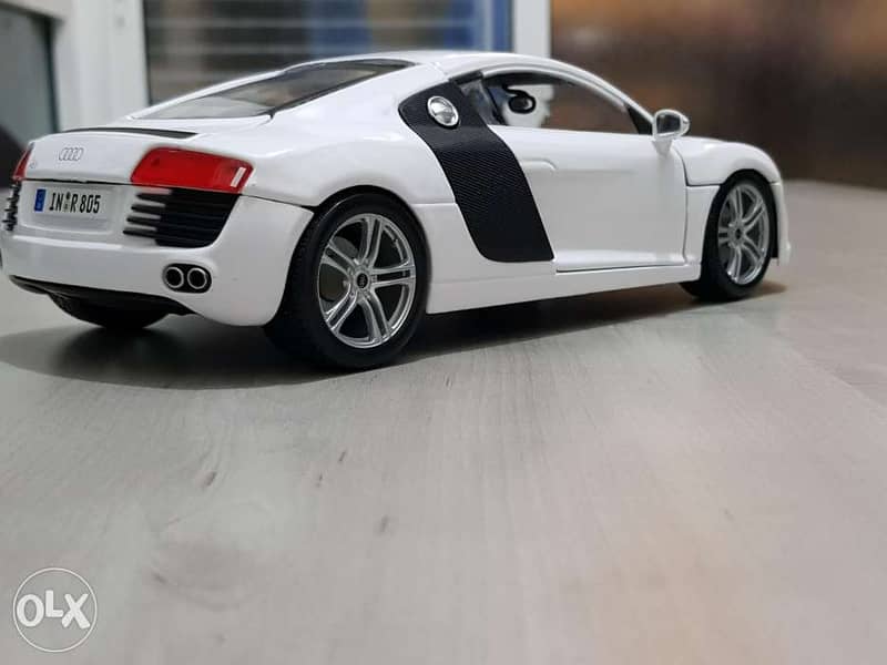 1/18 Maisto Audi R8 Diecast Model car 3