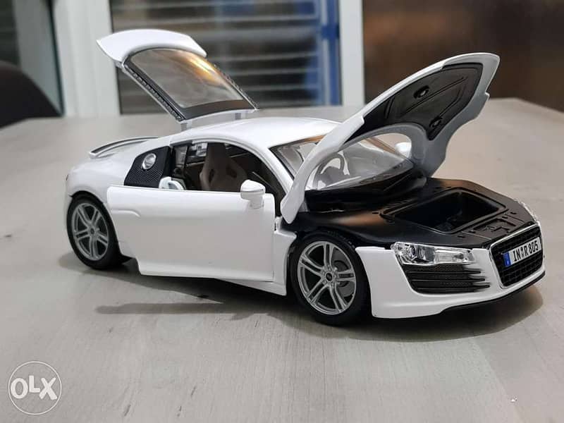 1/18 Maisto Audi R8 Diecast Model car 4