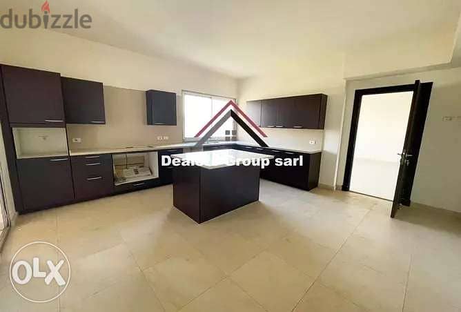 Sea View Deluxe Apartment for sale in Rawche 6