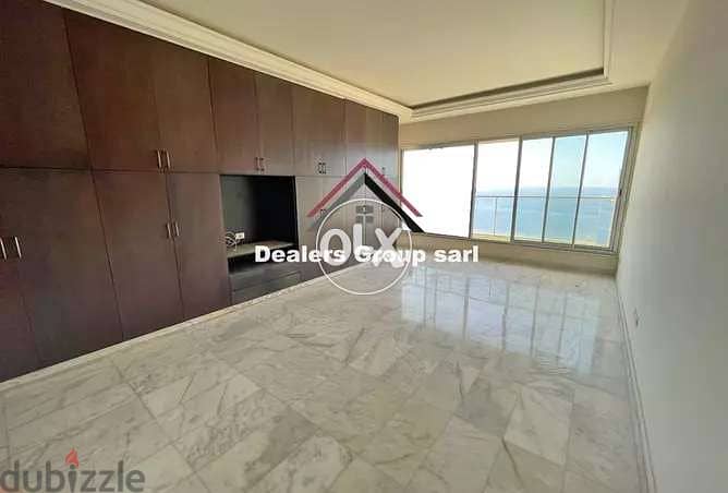 Sea View Deluxe Apartment for sale in Rawche 7