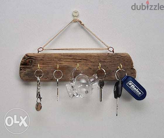 Natural wood key holder تعليقة مفاتيح خشب طبيعي 1