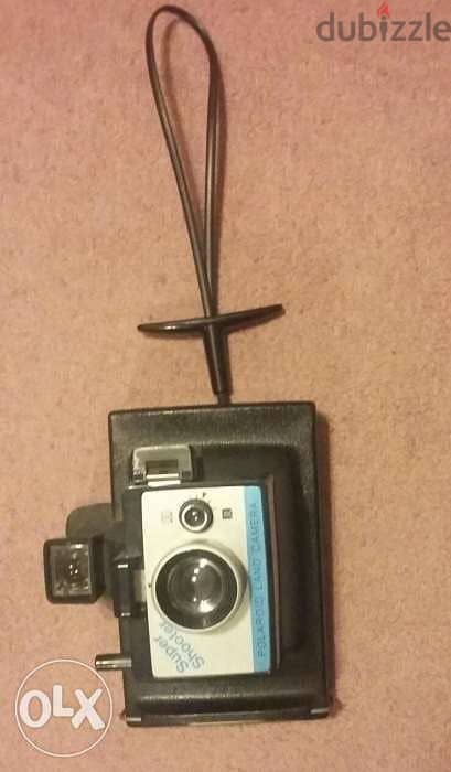 كاميرا polaroid قديمة 1