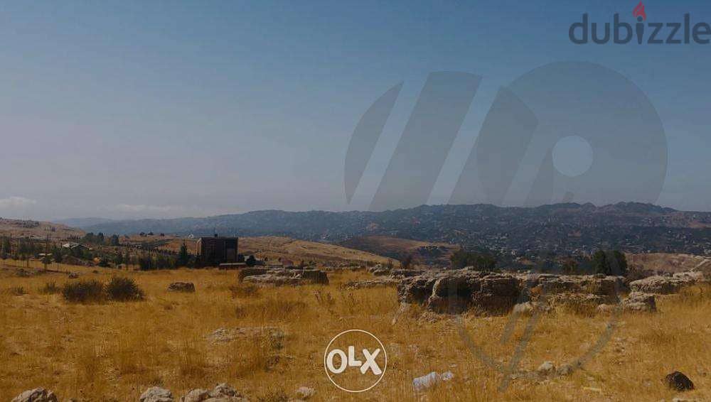 SPECTACULAR LAND in Qanat Bakich with View أرض في باكيش ٦٨٠ م٢ 6