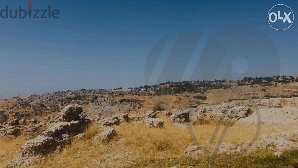 SPECTACULAR LAND in Qanat Bakich with View أرض في باكيش ٦٨٠ م٢ 8