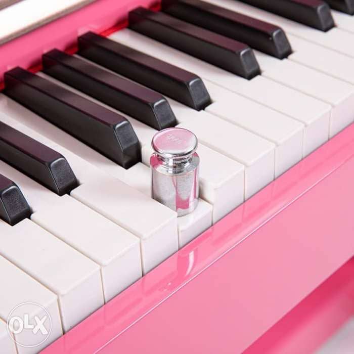 M Digital Pianos - Limited Pink Edition 4