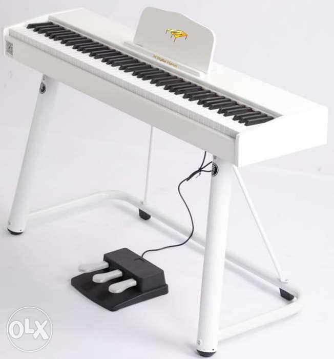 M Digital Pianos - U Bracket Edition 3
