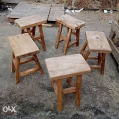 Small table and benches طاولة او بنك صغير 0