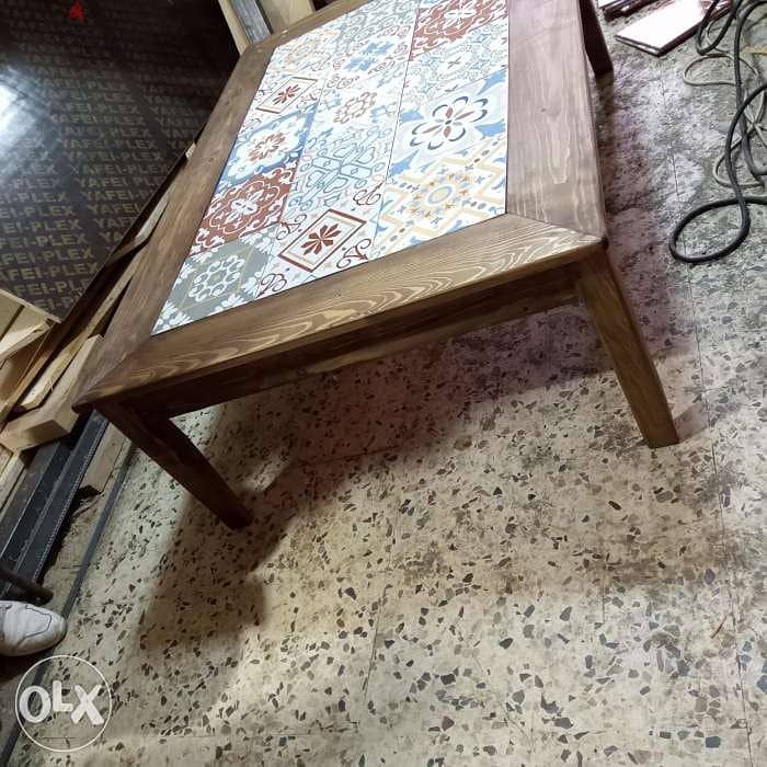 Wood vintage table tile on the top طاولة وسط وجه بلاط 3