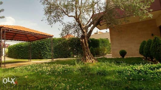 Ajaltoun 400m2 villa + 300m2 gardens - upgraded - catch