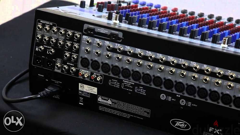 mixer peavey 24 input,double effect,6 aux,usb play & record+processor 3