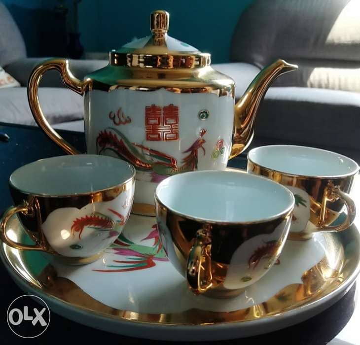 Vintage Chinese porcelain - gold--dragon & Phoenix tea set 2