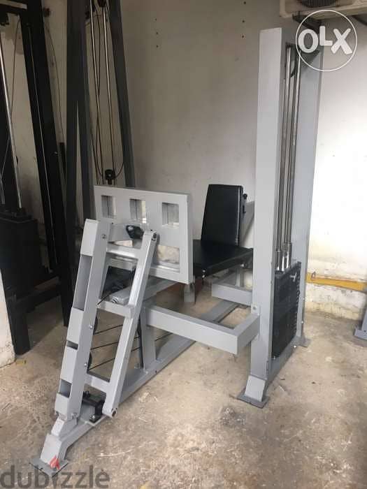 leg press like new very good quality 1