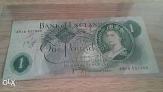 UK old One Pound BanknoteQueen Elizabeth the 2nd Portrait 0