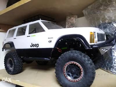 Rc axial crawler