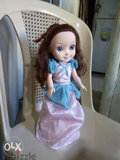 DUNNING PRINCESS doll Talks Walks her bottum is a Skirt Machine=17$