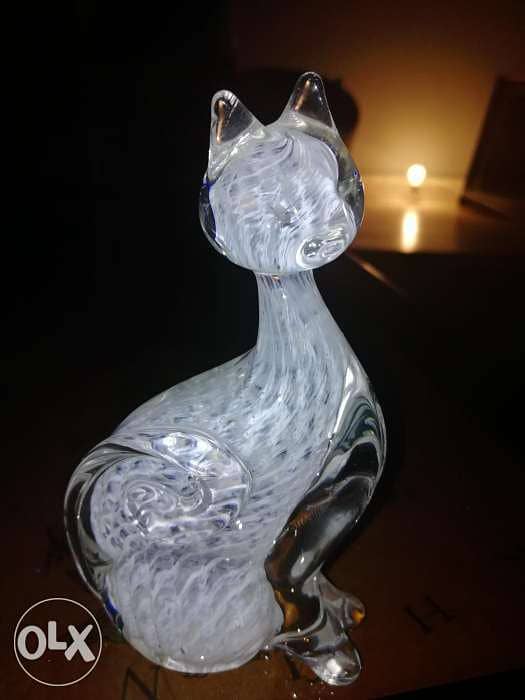 Crystal cat statue 1