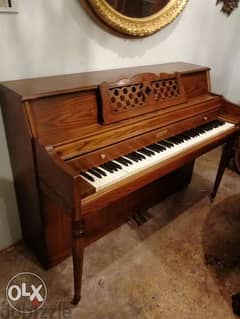 Piano wurlitzer usa guarante بيانو امريكي للعذف مكفول دوزان ممتاز خارق