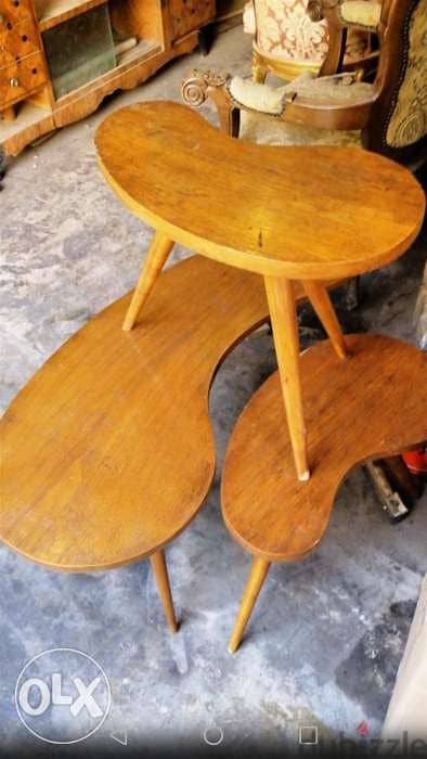 طاولة خمسينات اصلي خشب سنديان صافي شغل يدوي قديم سعر مغري table salon 0